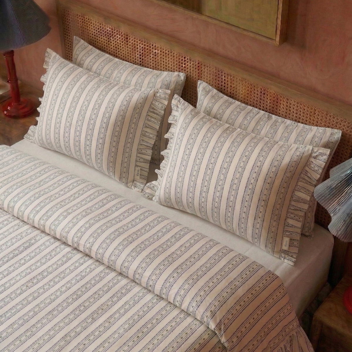SHOP BEDDING