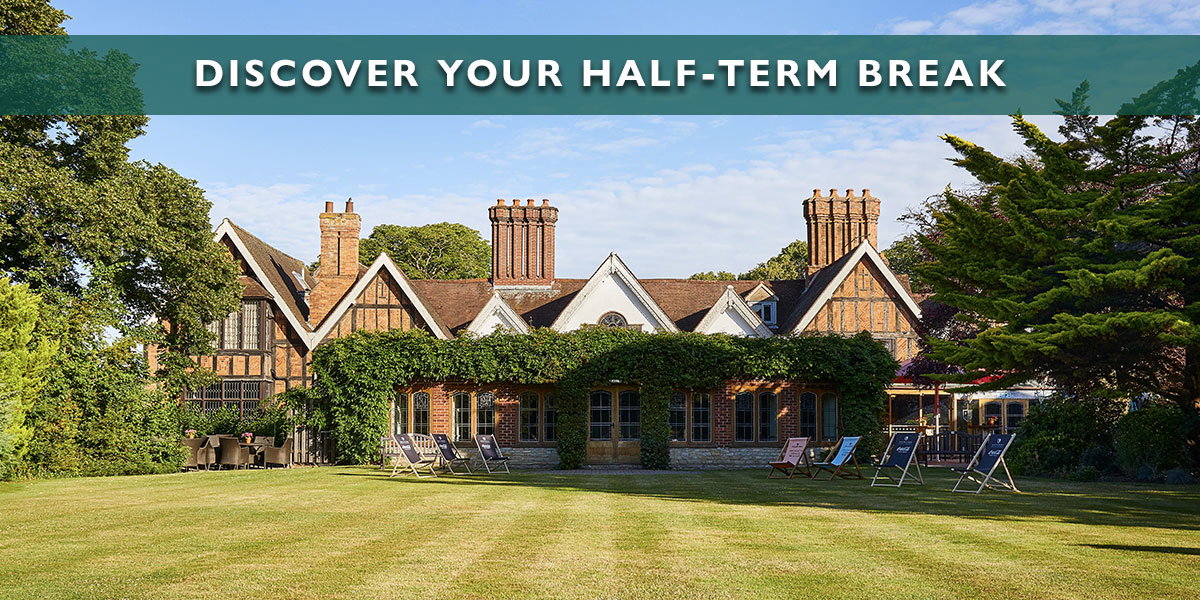 Alveston Manor exterior – rear lawn shot