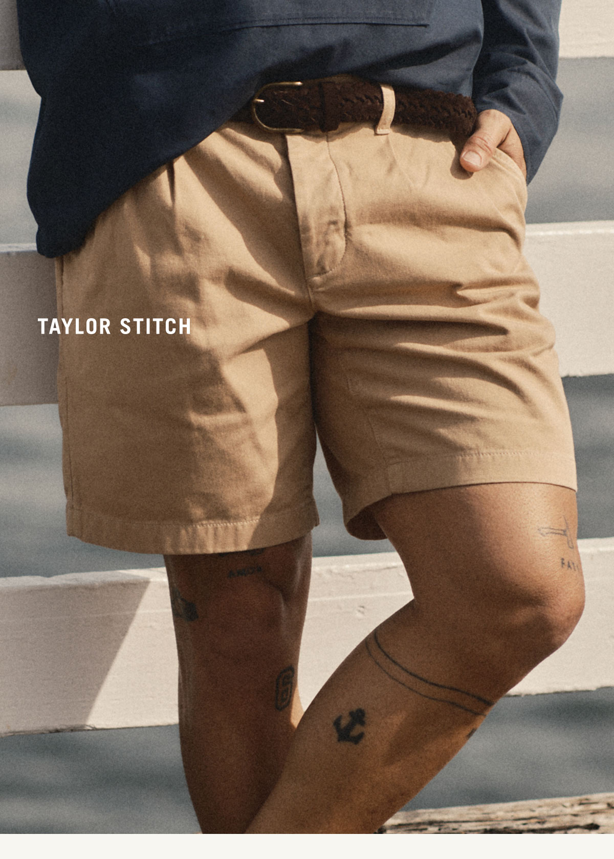 Taylor Stitch. The Pleated Short in Organic Field Khaki Twill.