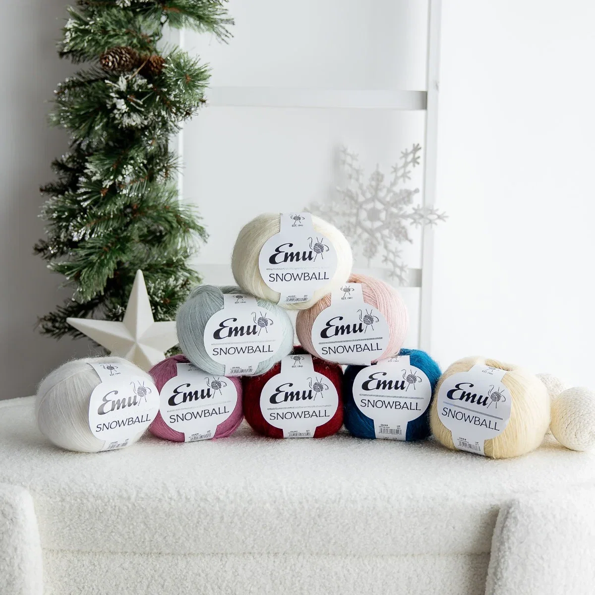 Image of Emu Snowball DK Yarn 100 grm Ball