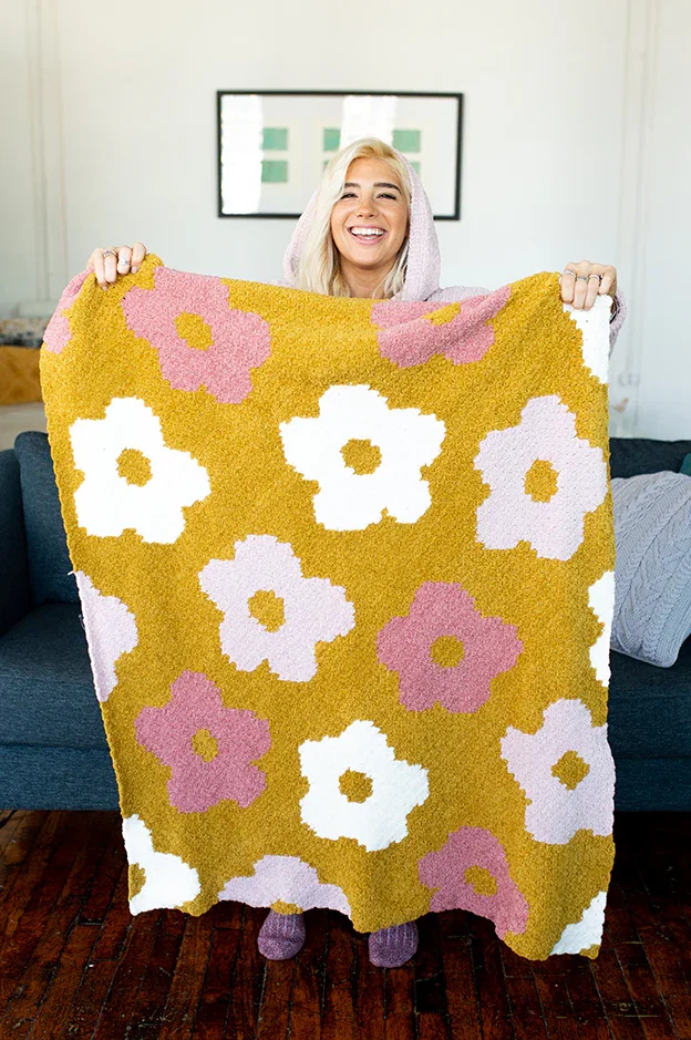 Image of Flower Power C2C Blanket (Crochet)