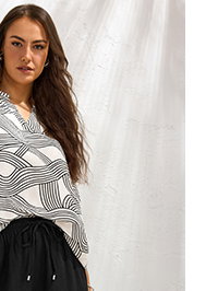 EVANS Curve Black Wide Leg Premium Linen Trousers