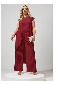 YOURS LONDON Curve Red Pleated Set