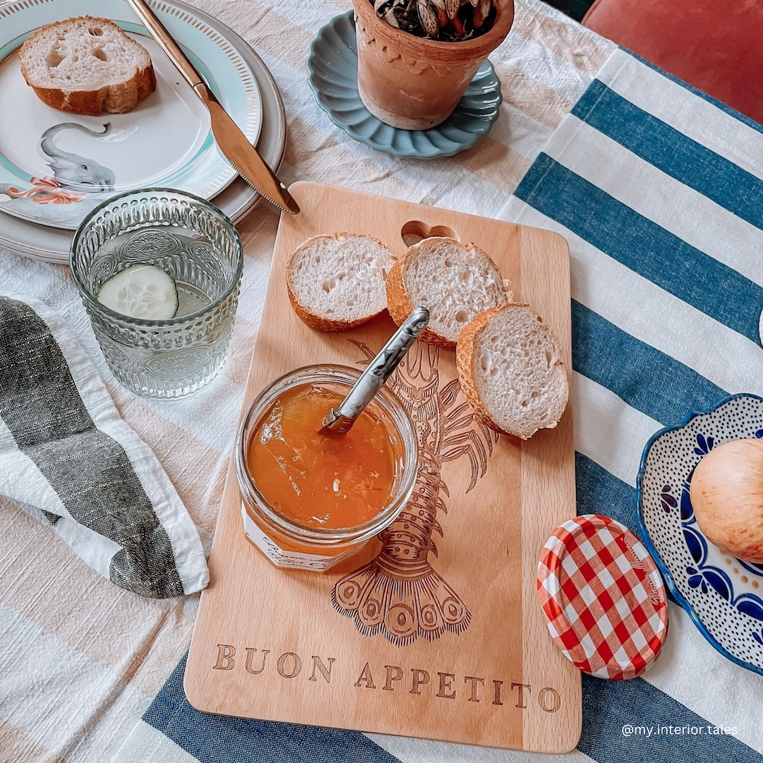 Serving board