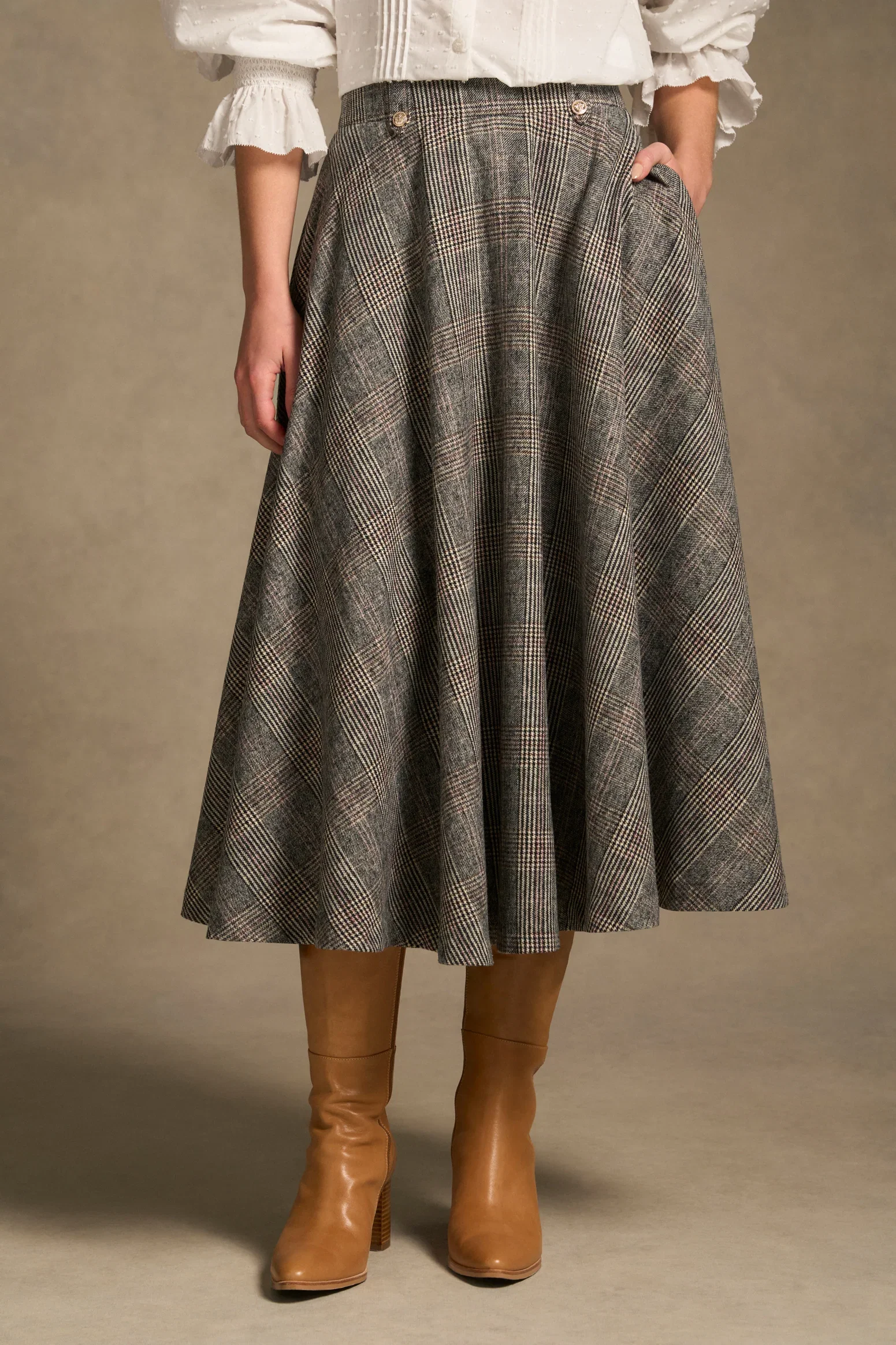 Image of Check Full Skirt - Black Neutral Check