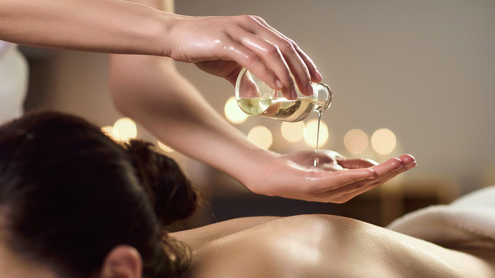 Unwind with an Indulgent 60-Minute Aromatherapy Massage in Mosman