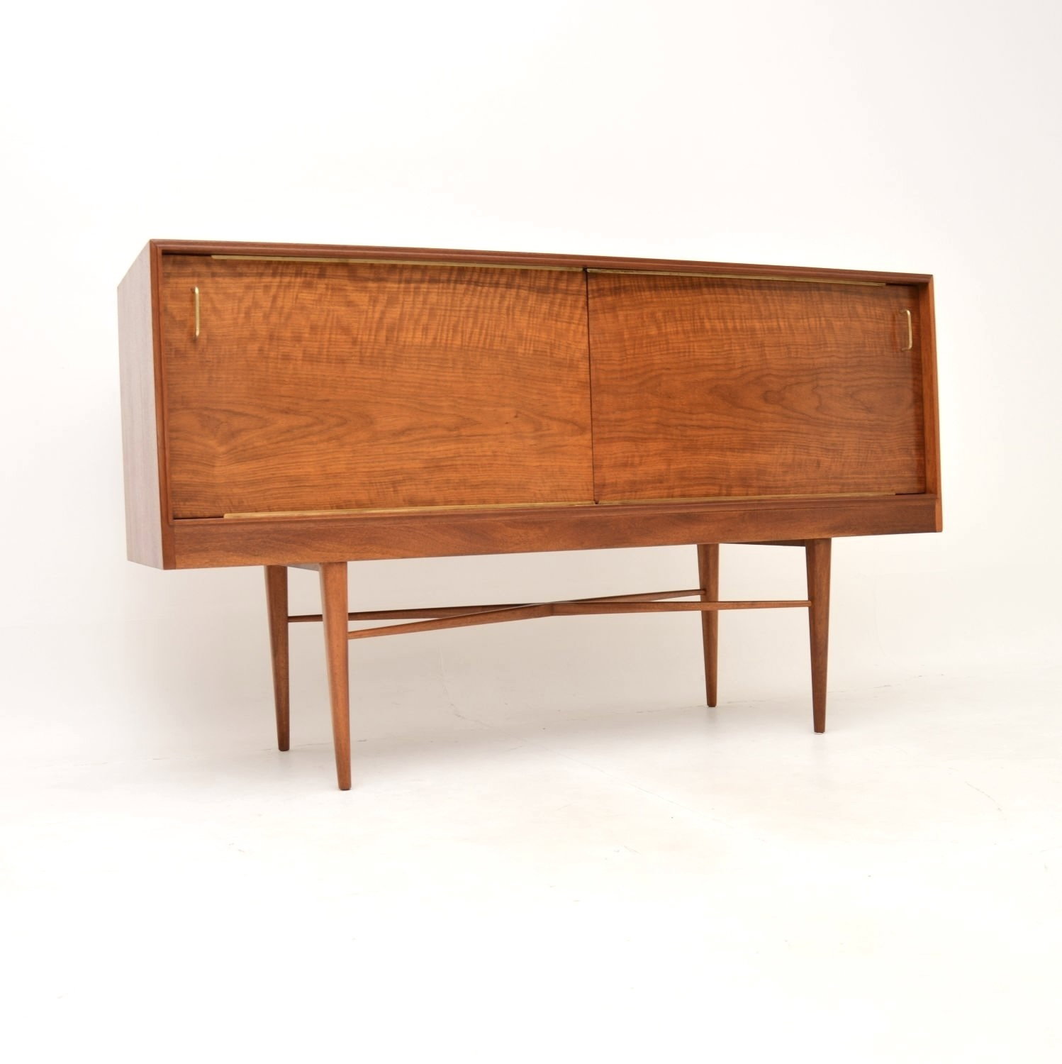 Vintage Sideboard By Robert Heritage For Heal’s