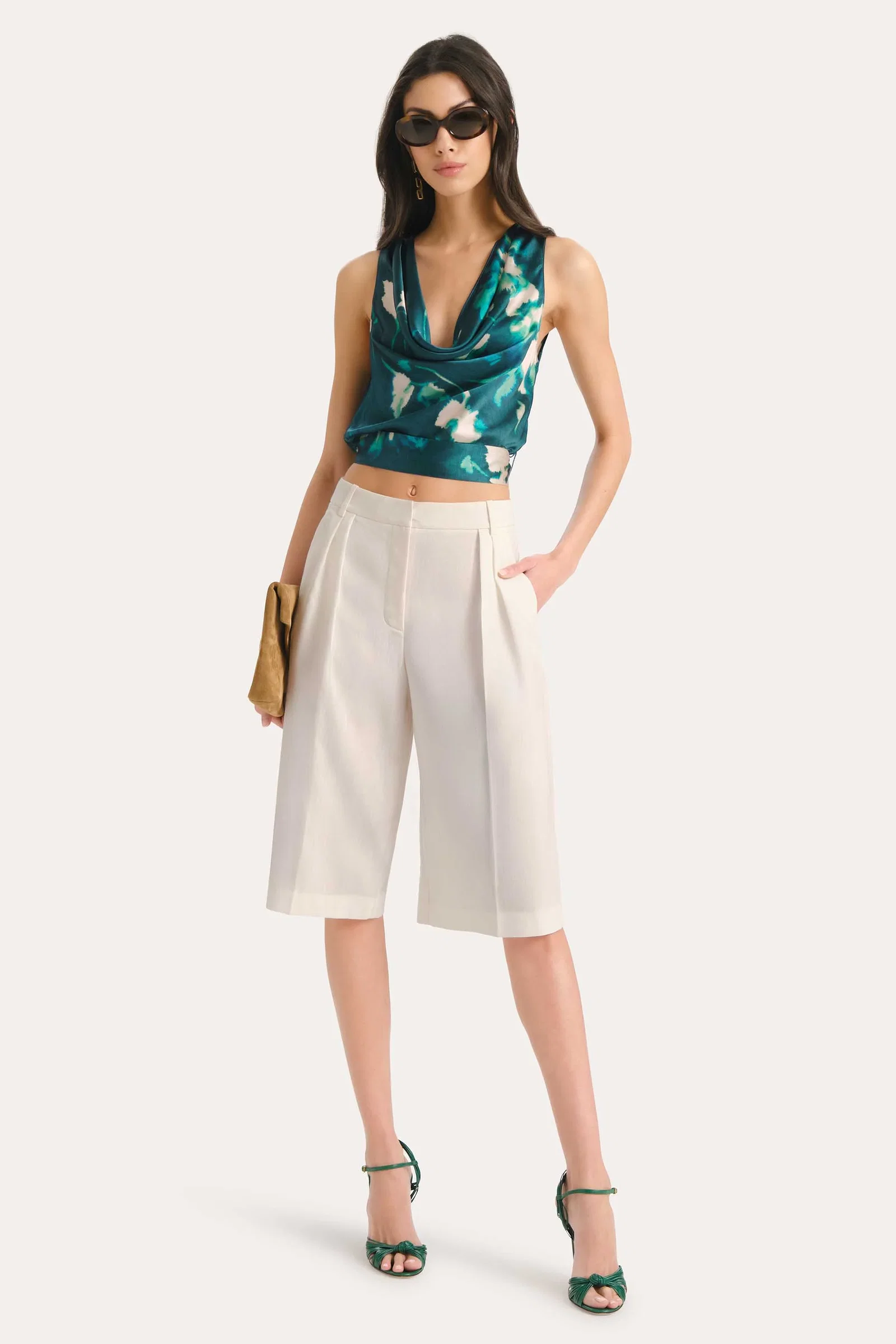 Image of Tina Linen Bermuda Shorts