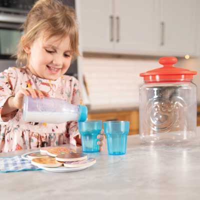 Pretendables Milk and Cookies Set