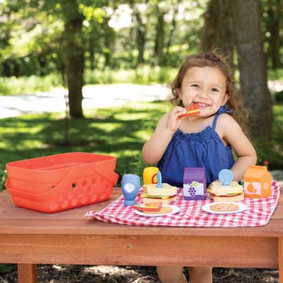 Pretendables Picnic Basket Set