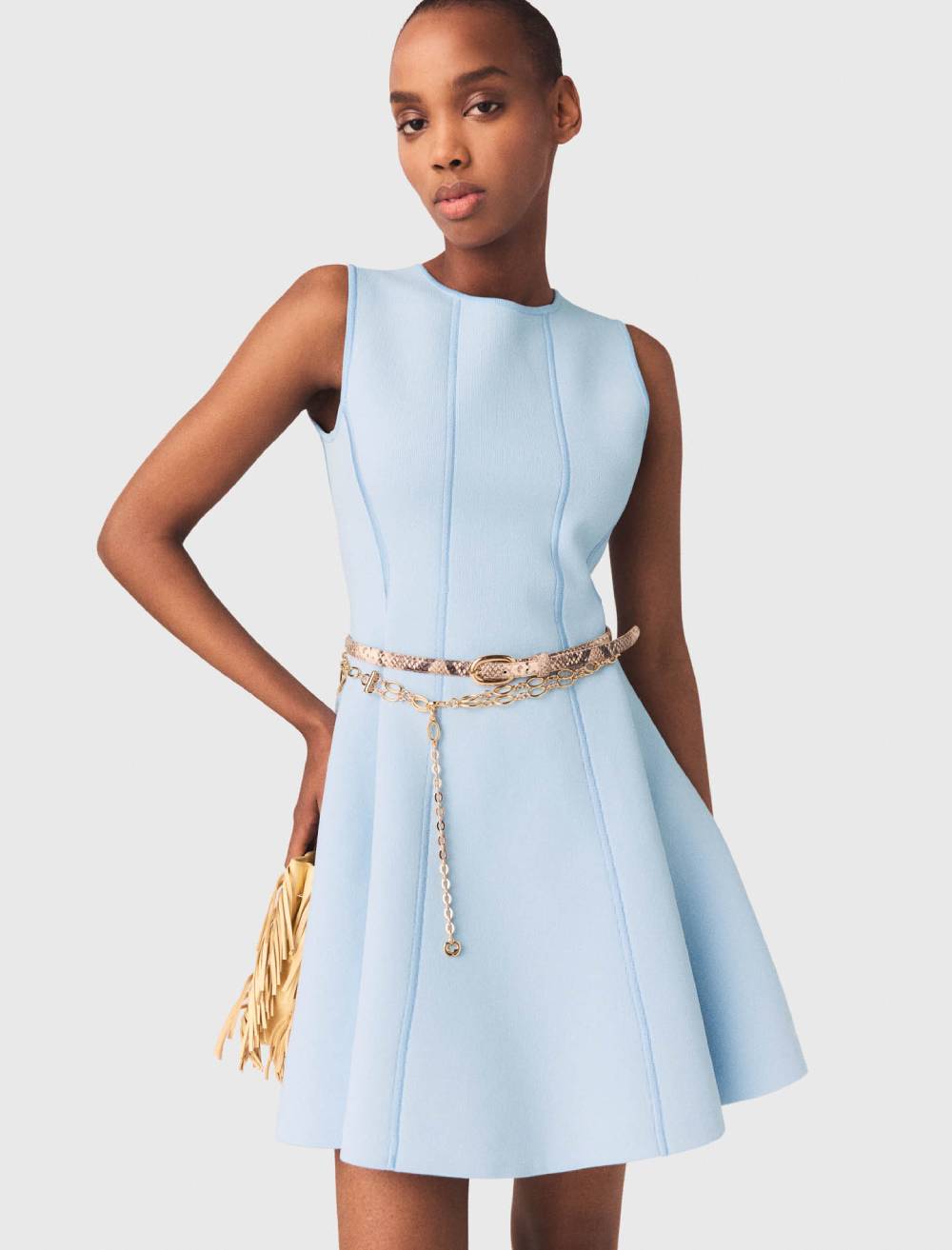 Robe patineuse avec nœuds bijoux