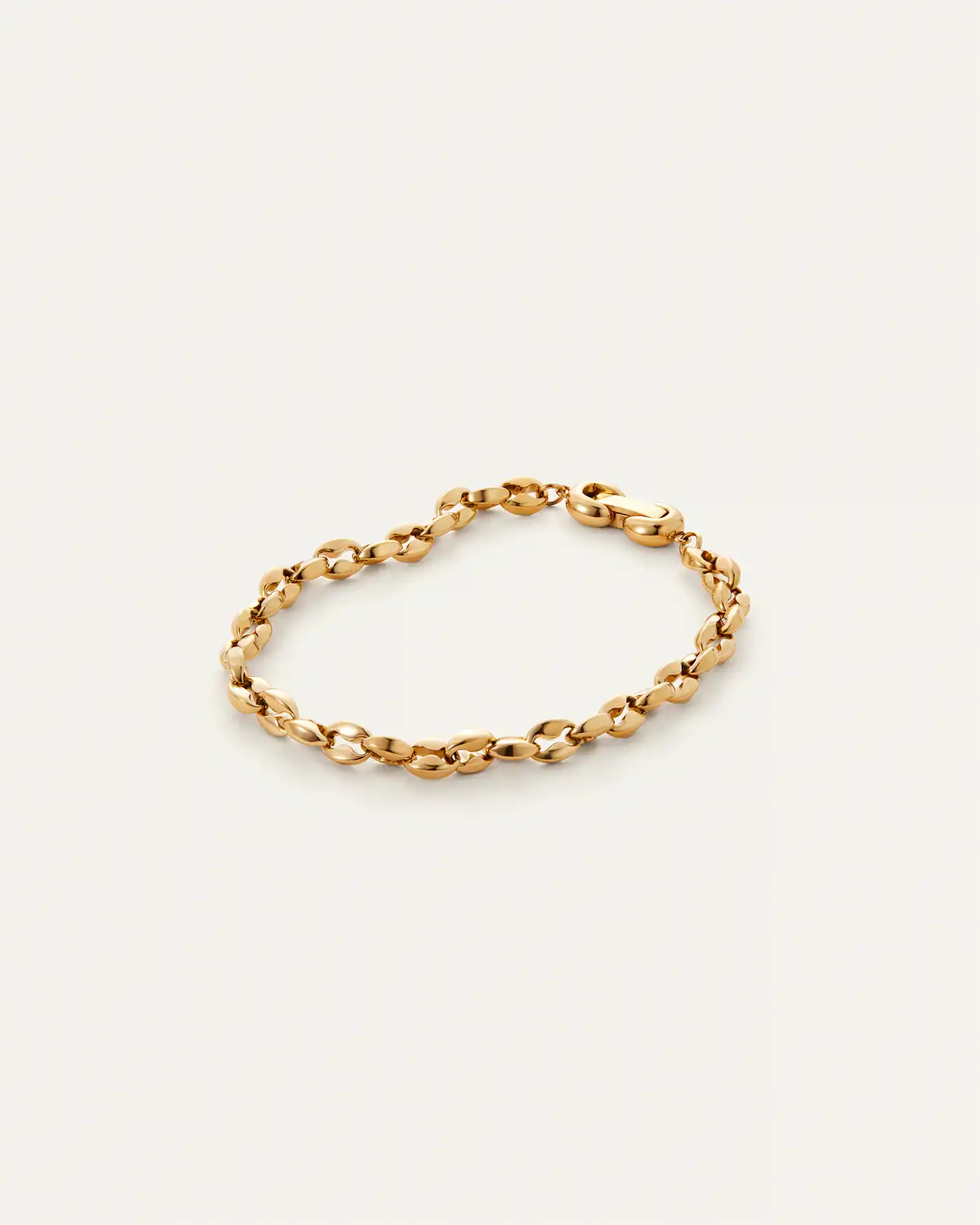 These small, chunky coffee bean links add an effortless finishing touch to your outfit. Perfect for stacking with other bracelets or wearing solo. The...