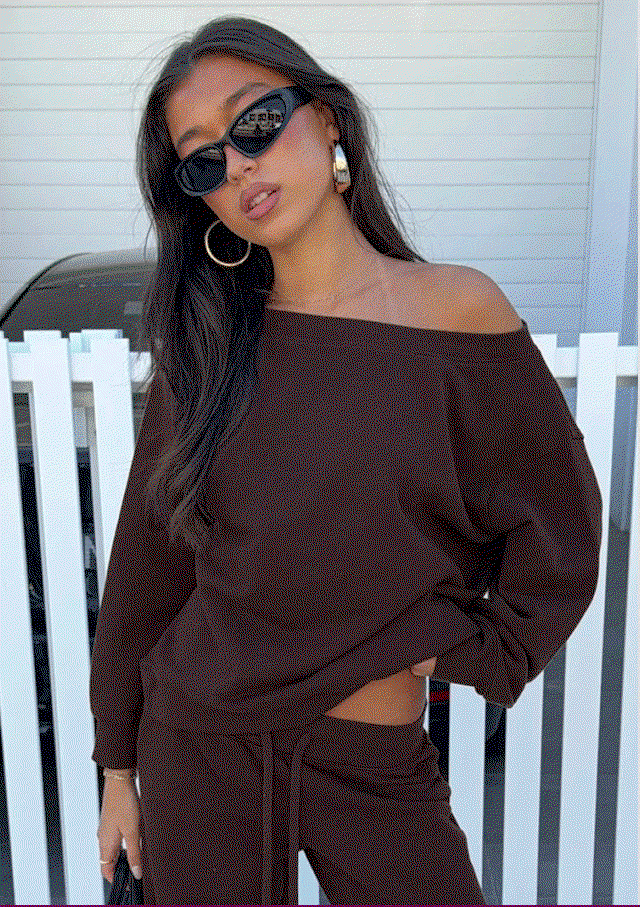 Wellness Off The Shoulder Jumper Brown