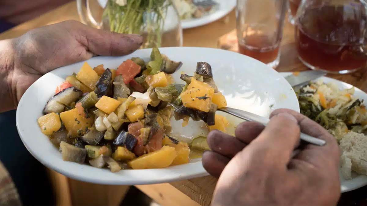 Blue Zones Diet: Food Secrets of the World’s Longest-Lived People