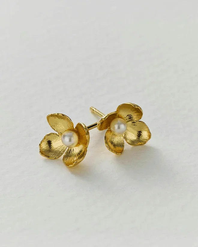 Cuckoo Flower Stud Earrings with White Pearl