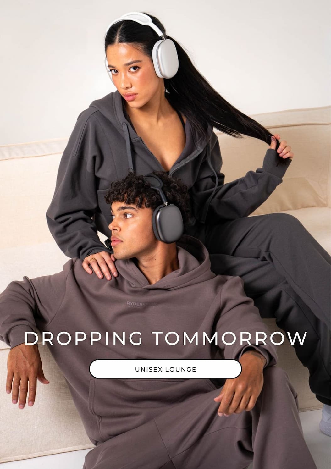 Unisex Lounge
