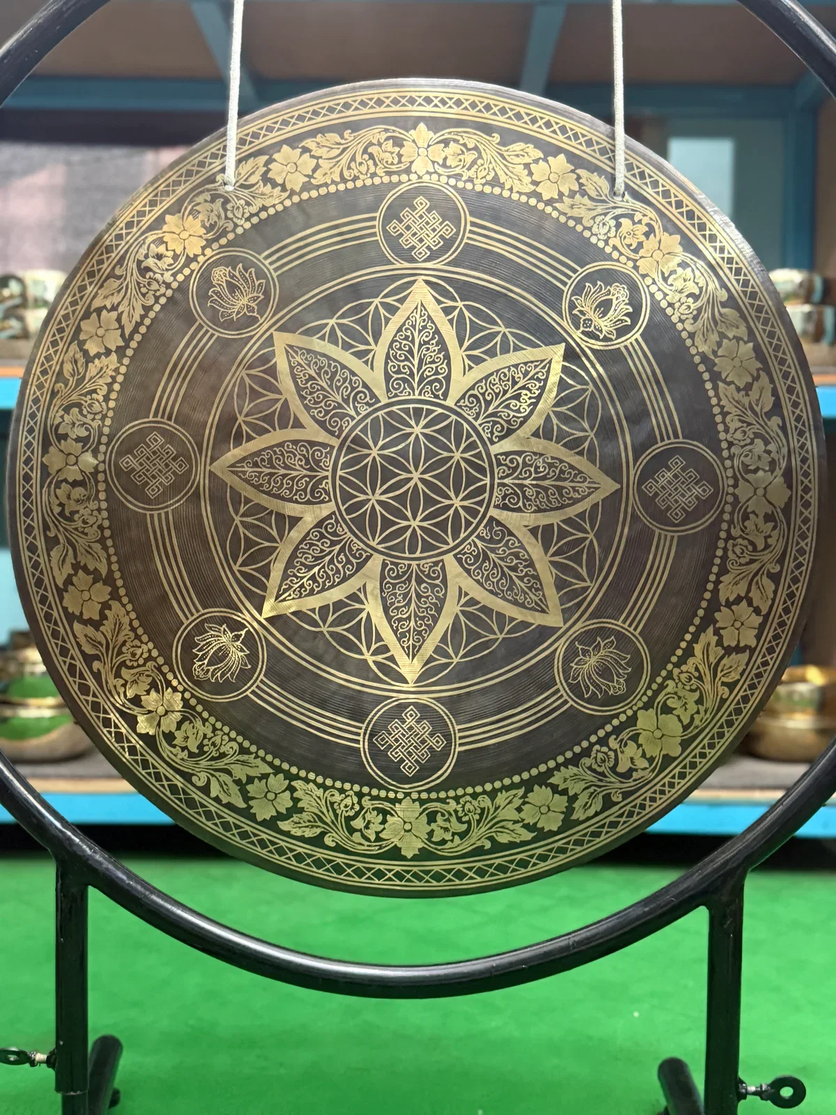 Gong 8 eight-petal lotus mandala
