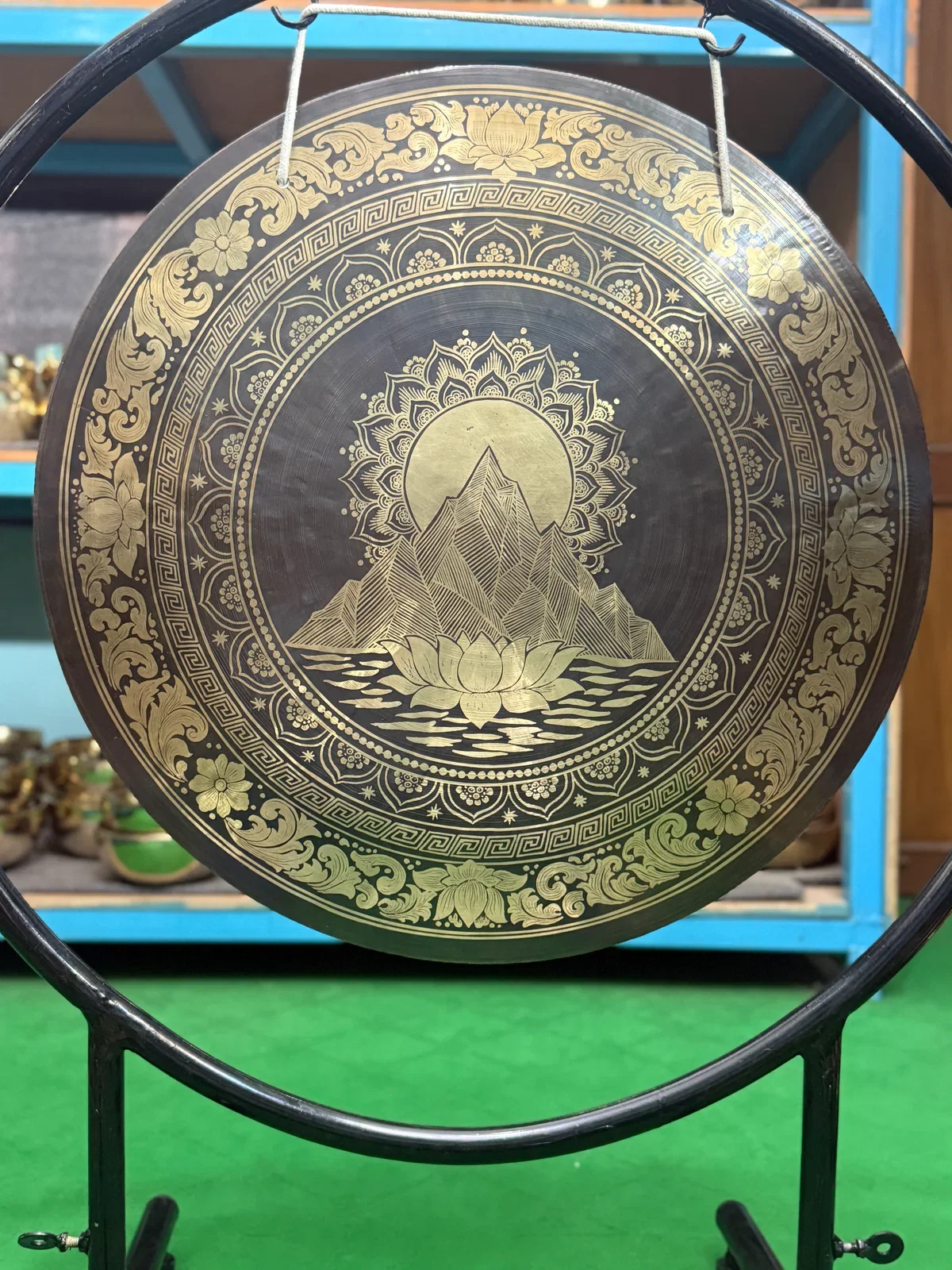 Gong 10 mountain lotus and rising sun