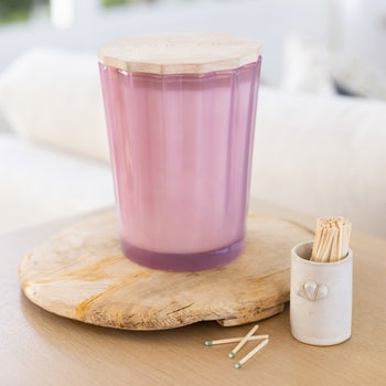 Sand + Fog Spring 57 oz Scalloped Candle with Rubber Wood Lid