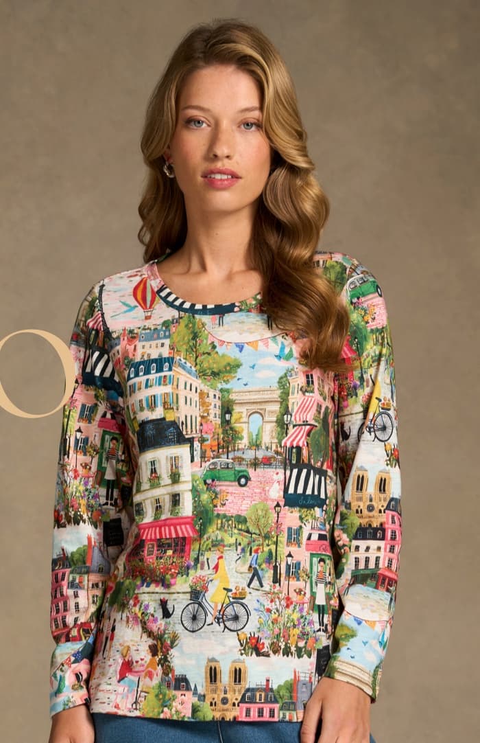 Shop The Organic Cotton T-Shirt - Amour Print