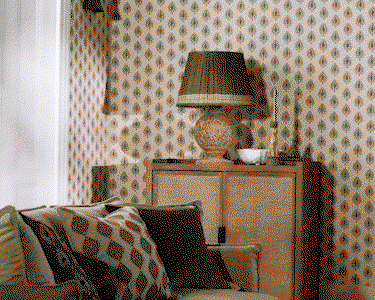 How to Bring Wallpaper into Your Home 