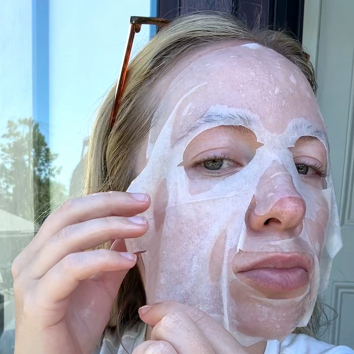 Niacinamide Mask lifestyle