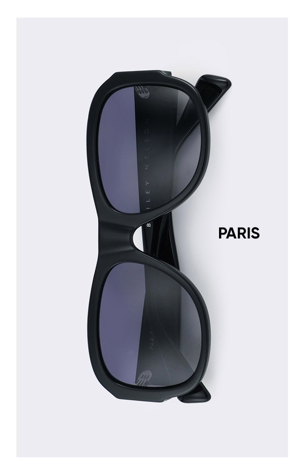 Paris in black
