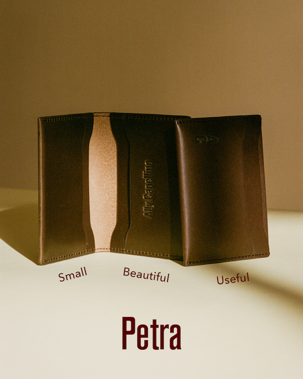 Petra wallet in bog