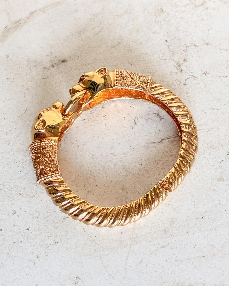 Image of Vintage Signed Gold Dual Panther Head Bracelet