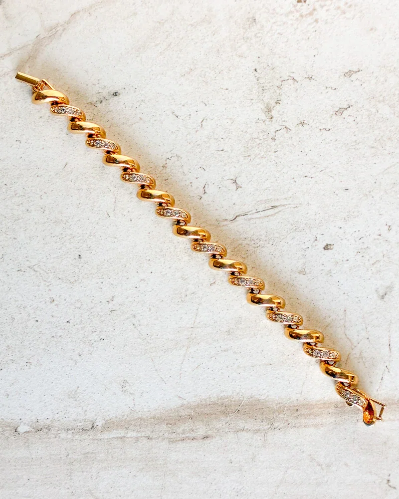 Image of Vintage SIgned Gold Plated Macaroni Swirl Link Bracelet