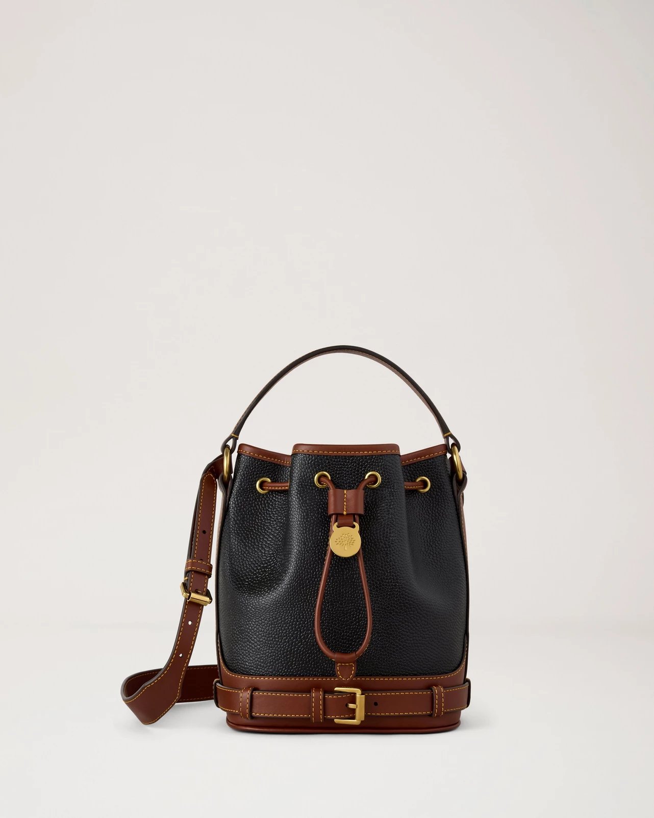 Small Scotchgrain Bucket in Black & Cognac Bio-Based Scotchgrain