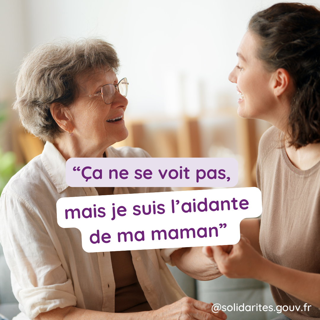 c'est l'image d'une mère avec sa fille, elles sont installées sur un canapé. La fille prend la main de sa mère et il y a la citation : 