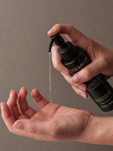 ENERGISING B5 GEL CLEANSER