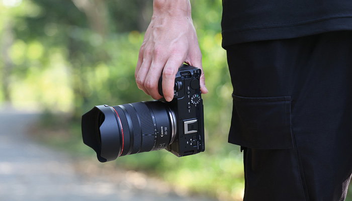 Canon RF 20-50mm Feature 2