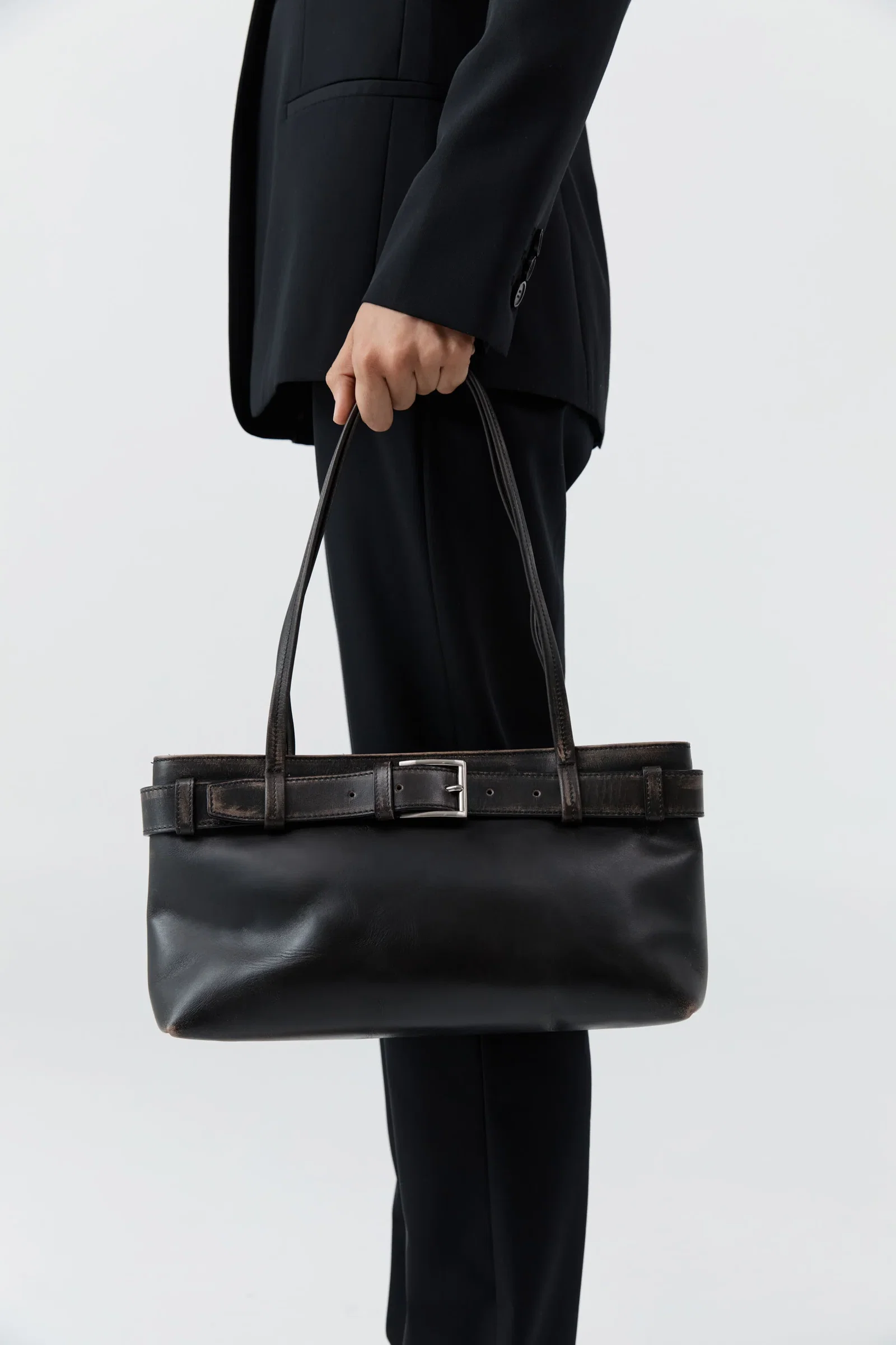 Image of Brushed Belt Detail Baguette - Black