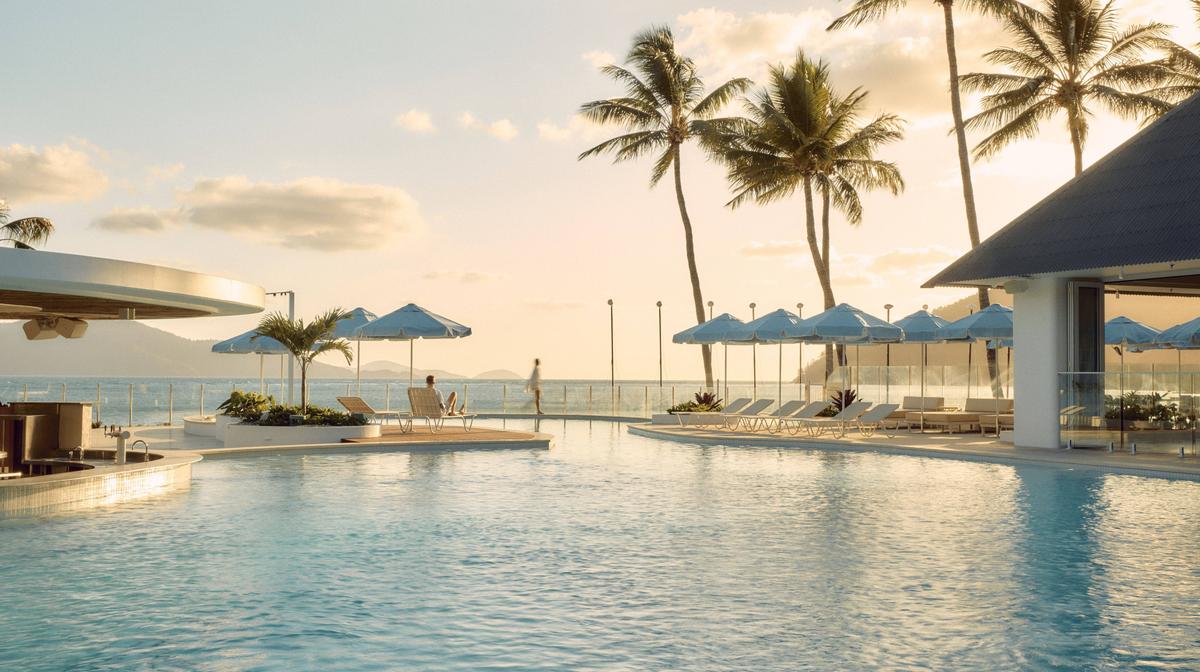 Hamilton Island Tropical Paradise: Modern Bungalows with Daily Breakfast & A$100 Resort Credit