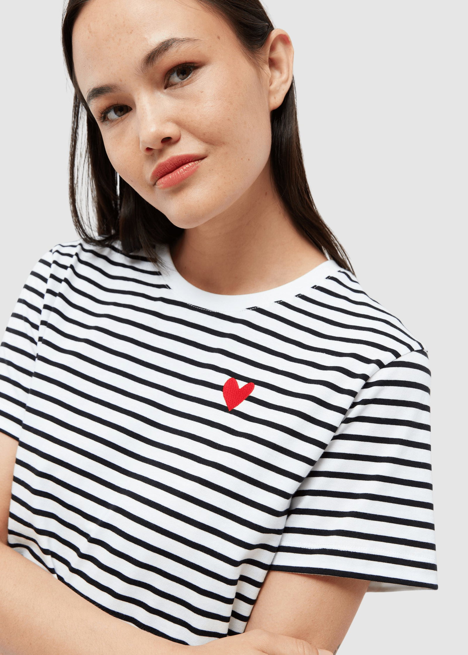Gbjulia Heart Black White