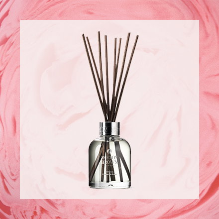 Delicious Rhubarb & Rose Aroma Reeds 150ml