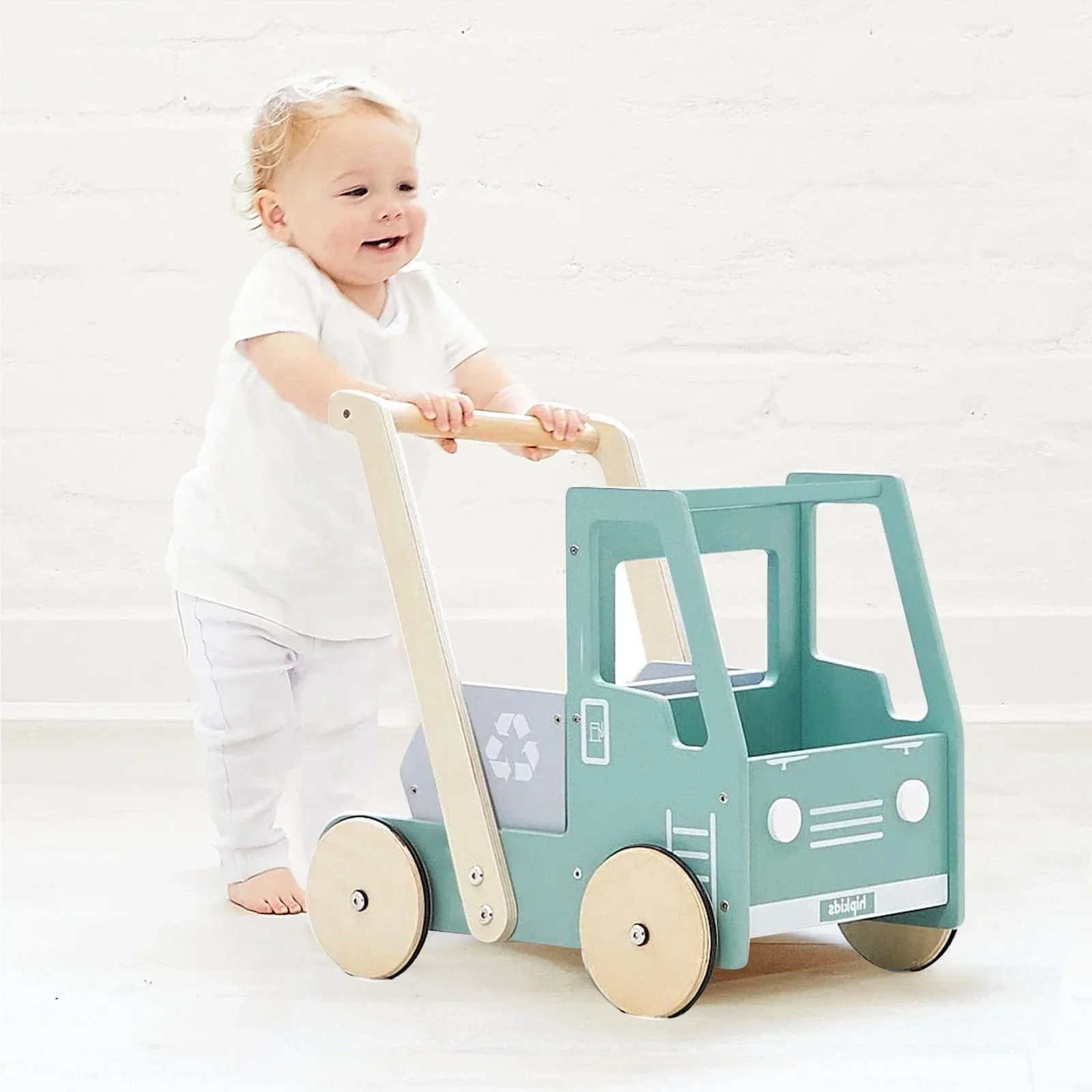 Image of Push Recycling Truck