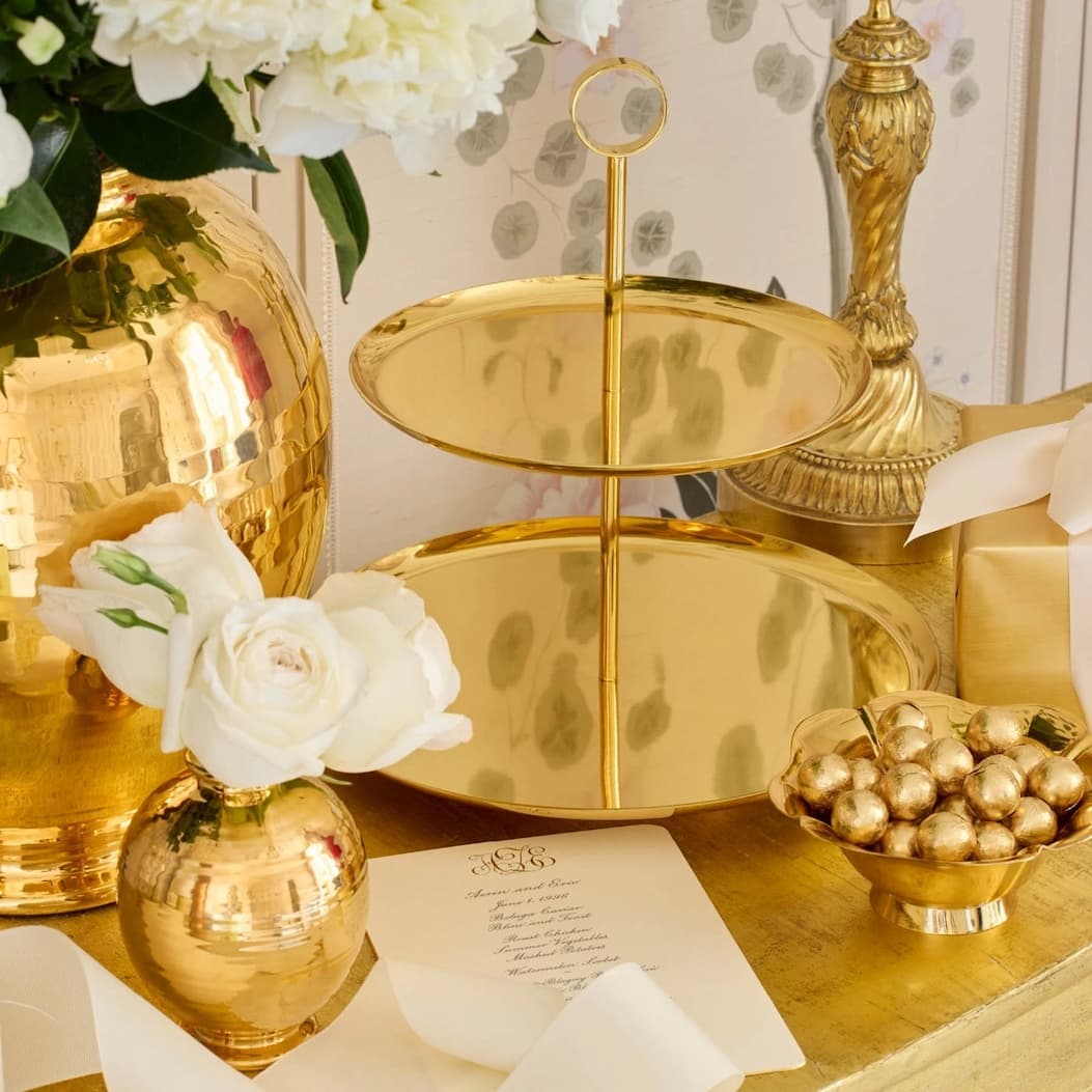 GIFTS FOR THE HOST