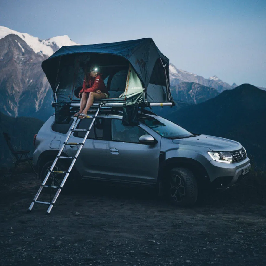 A Dometic Roof Tent pitched on top of a 4x4.