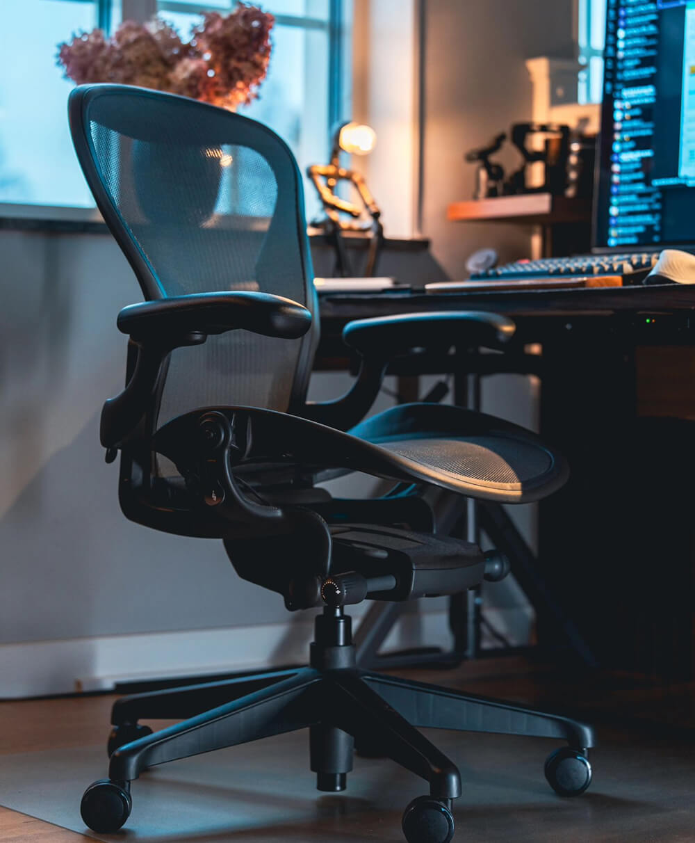Shop Aeron
