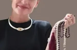 Why adding one unexpected accessory makes your outfit look better