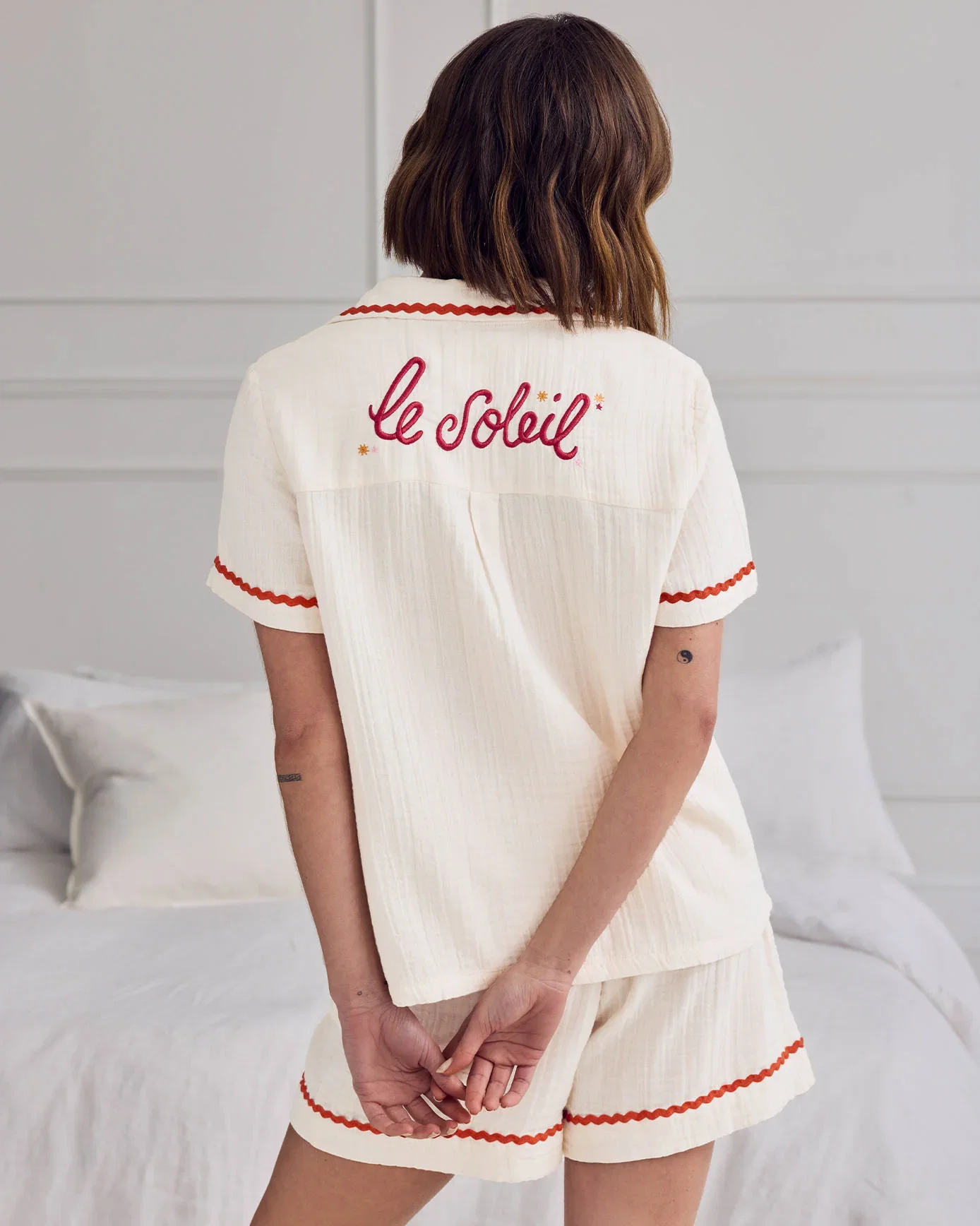 Image of Organic Cotton Cheesecloth Embroidered Le Soleil Short Pyjama Set
