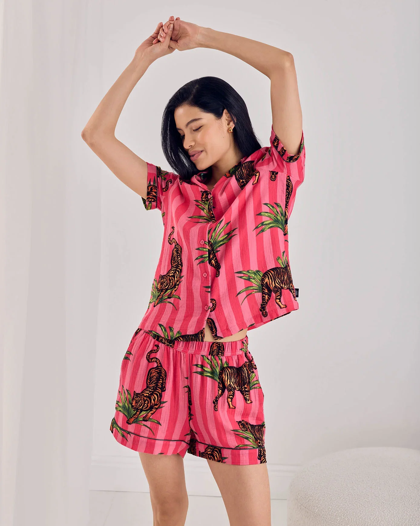 Image of Organic Cotton Cheesecloth Leaf Tiger Stripe Print Short Pyjama Set