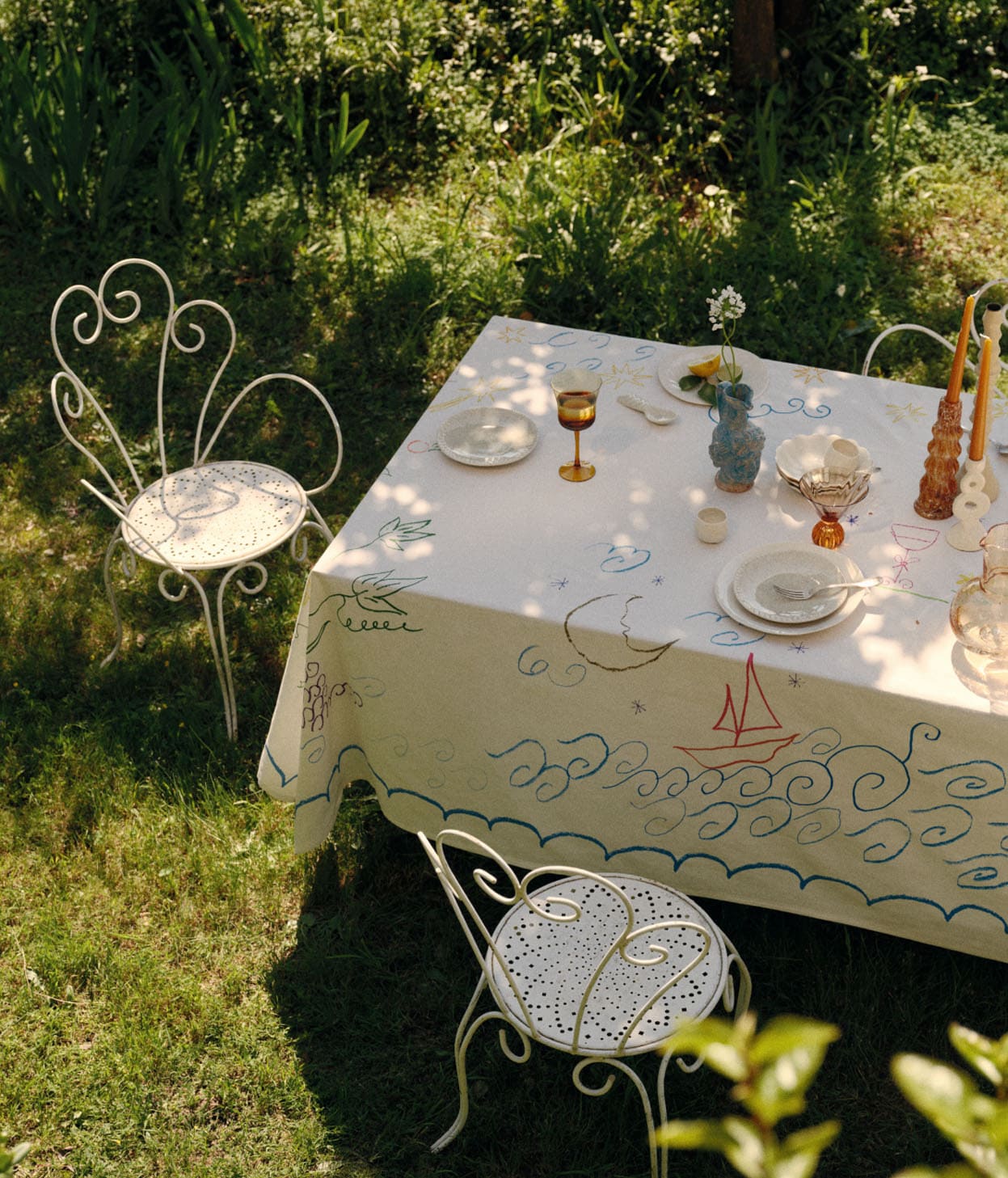 LA TABLE