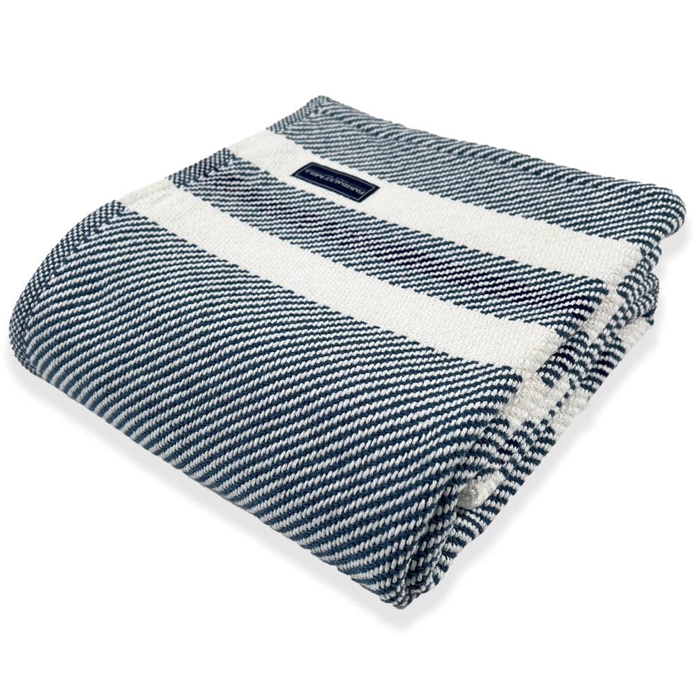 Image of Cabin Cotton Throw - White/Indigo/Navy