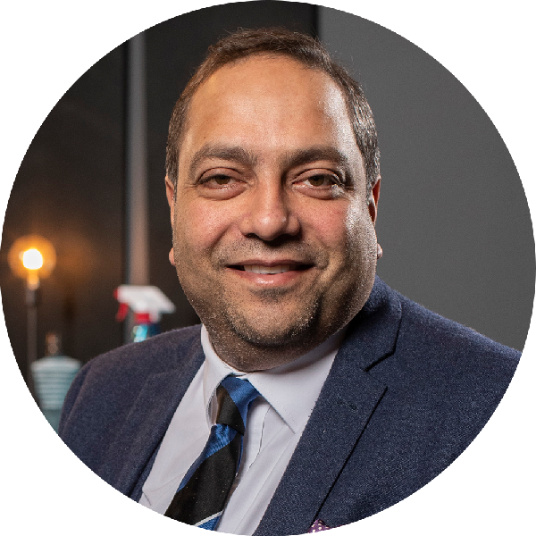 Rakesh Aggarwal (CEO & Founder)