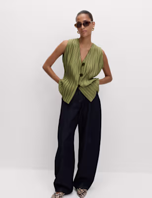 Plisse V-Neck Button Through Waistcoat
