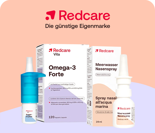 Redcare Produkte: Omega-3 Forte, Meerwasser-Nasenspray und Augentropfen. Darstellung der Eigenmarke „Redcare – Die günstige Eigenmarke“.